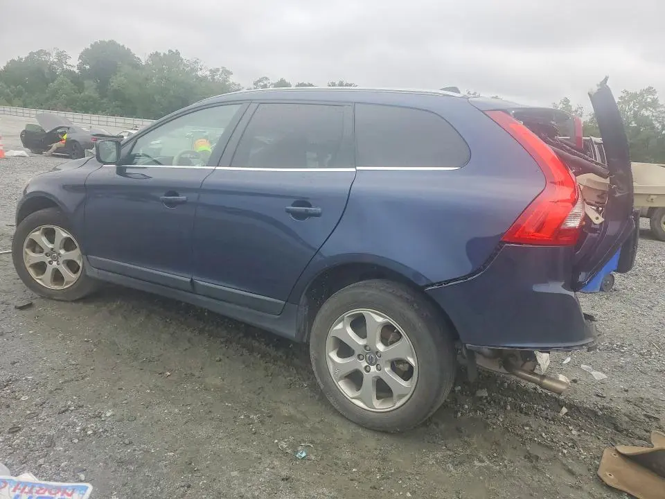 2013 VOLVO XC60 3.2  