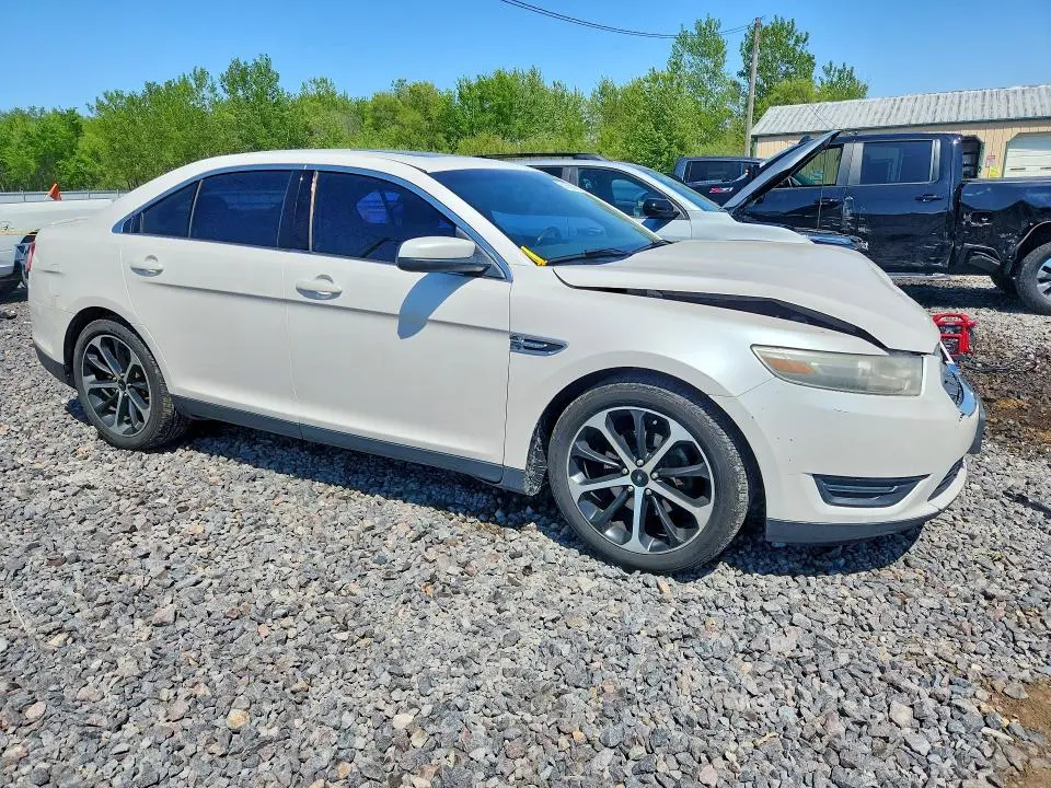 2014 FORD TAURUS SEL  