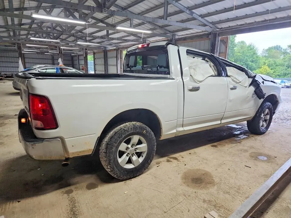 2018 RAM 1500 SLT  