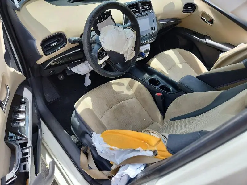 2016 TOYOTA PRIUS TWO  