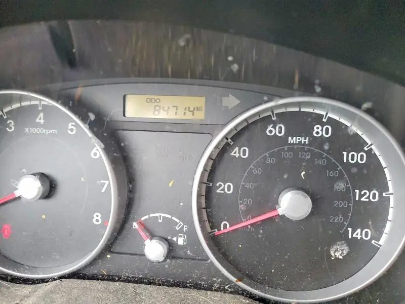 2011 HYUNDAI ACCENT GS  