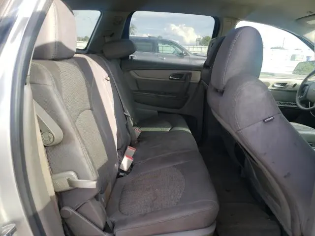 2015 CHEVROLET TRAVERSE LS  