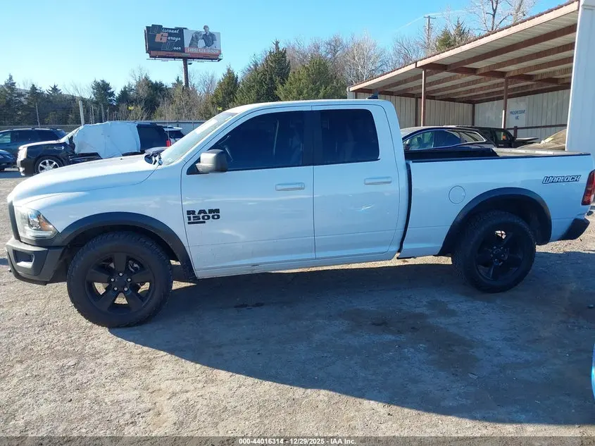 2019 RAM 1500 CLASSIC WARLOCK  4X2 6'4 BOX