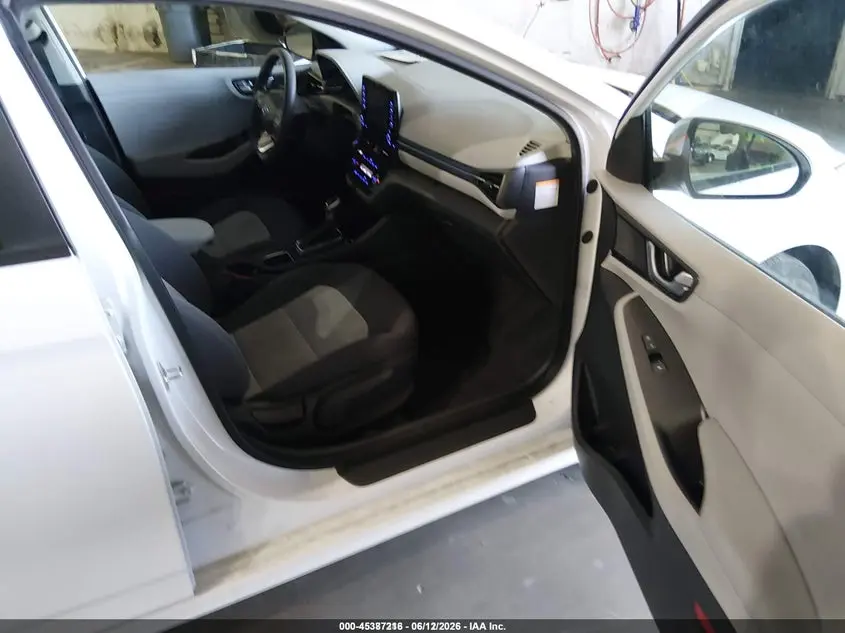 2020 HYUNDAI IONIQ HYBRID BLUE