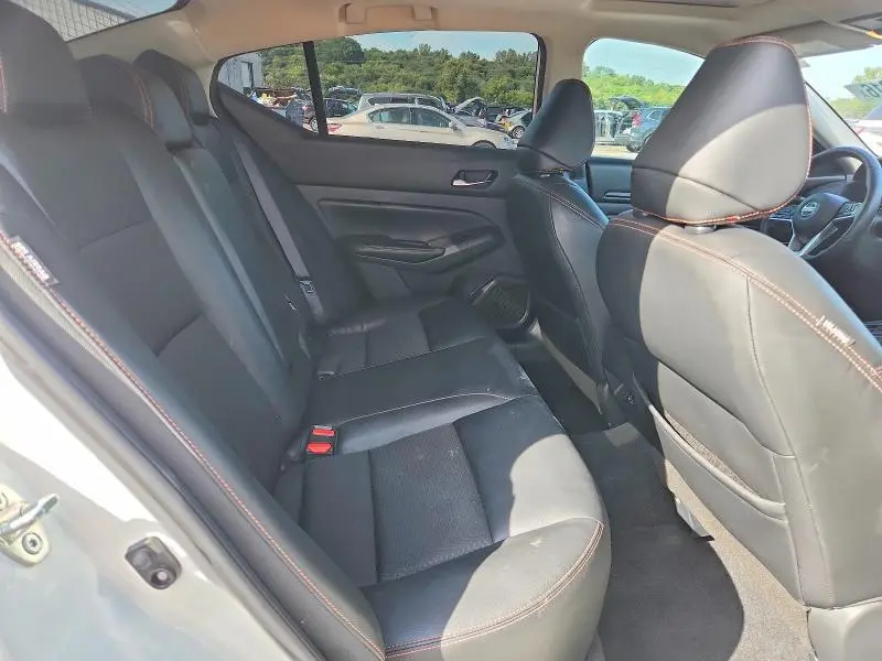 2021 NISSAN ALTIMA SR  