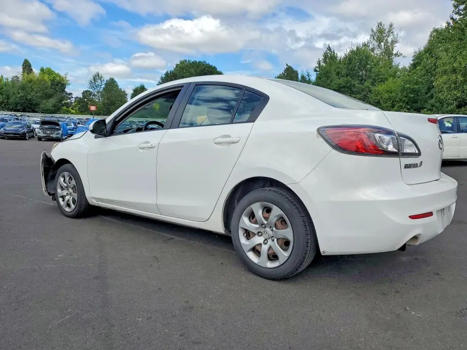 2013 MAZDA 3 I  