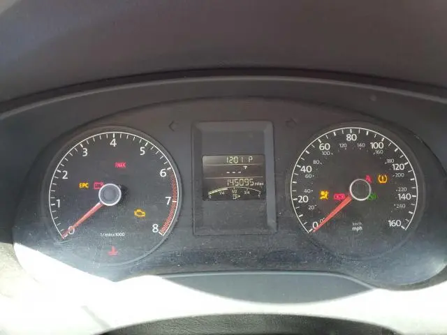 2013 VOLKSWAGEN JETTA BASE  