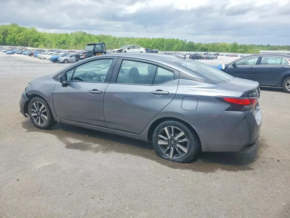 2021 NISSAN VERSA SV  