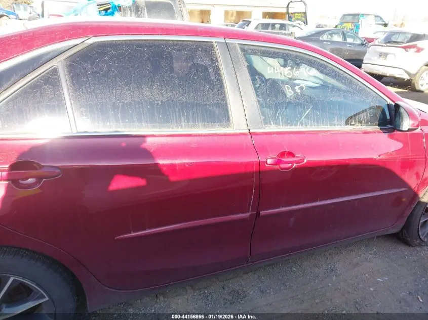 2016 TOYOTA CAMRY XSE