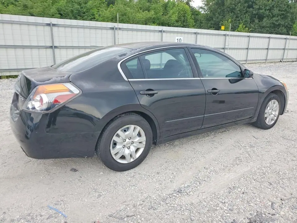 2011 NISSAN ALTIMA BASE  