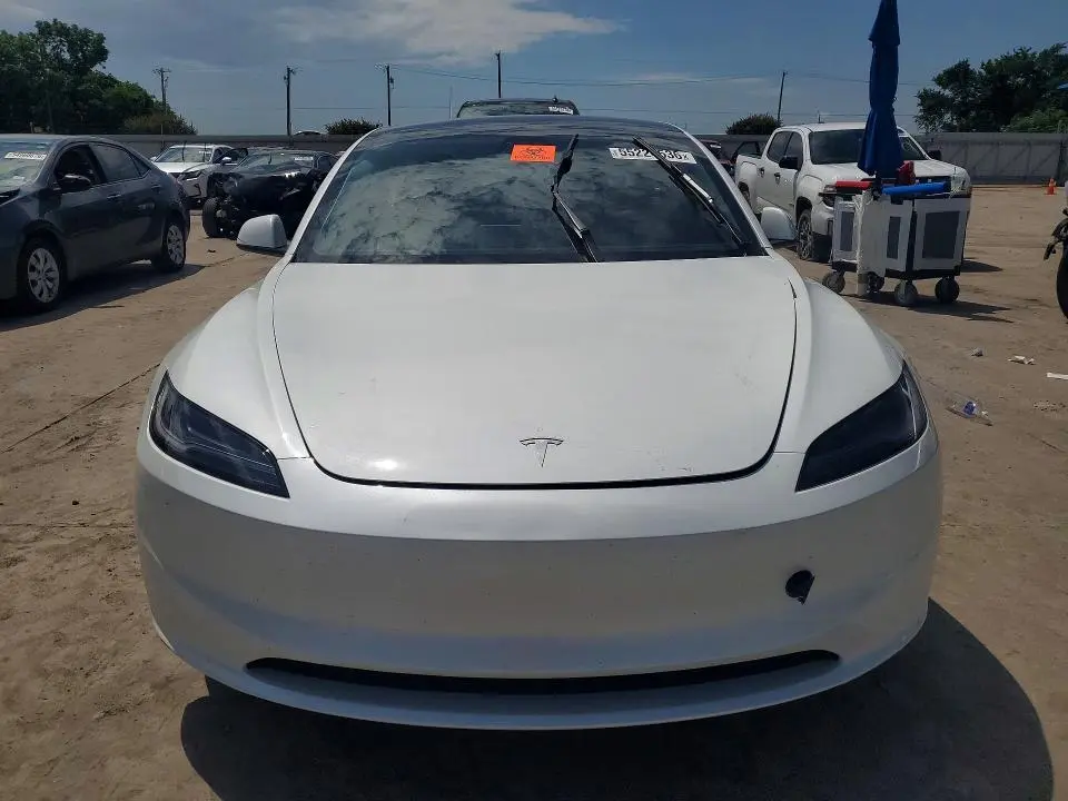 2025 TESLA MODEL 3   