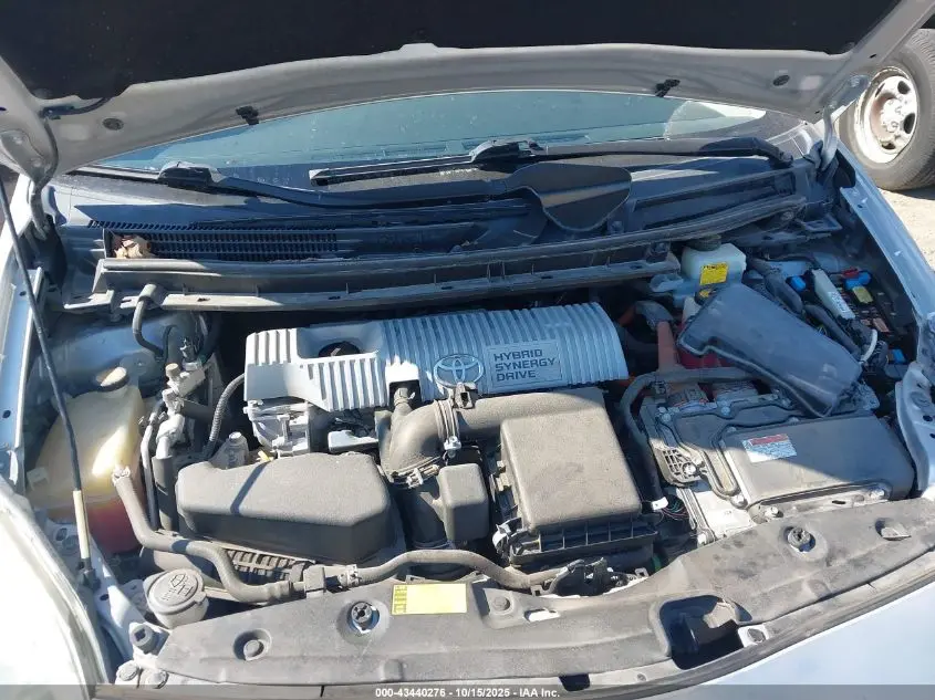 2013 TOYOTA PRIUS TWO