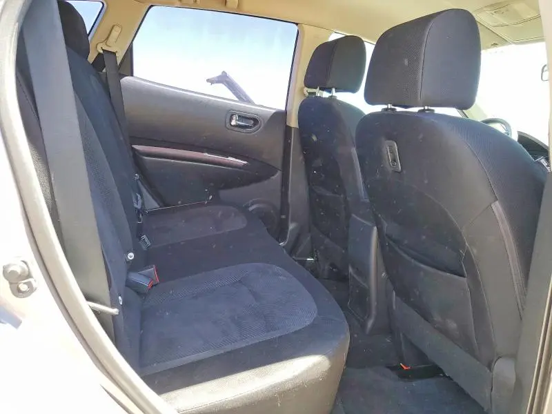 2012 NISSAN ROGUE S  