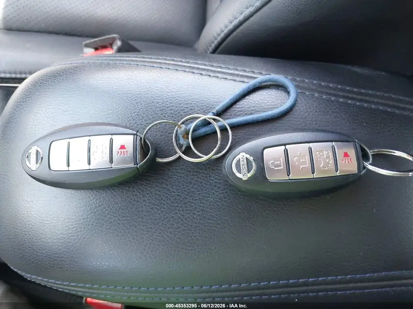 2015 NISSAN LEAF SL