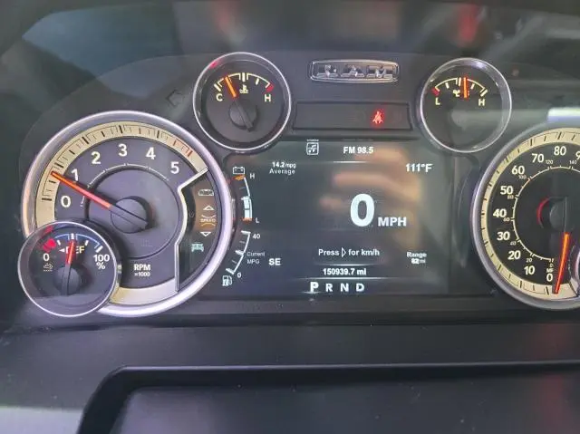 2015 RAM 1500 SLT  