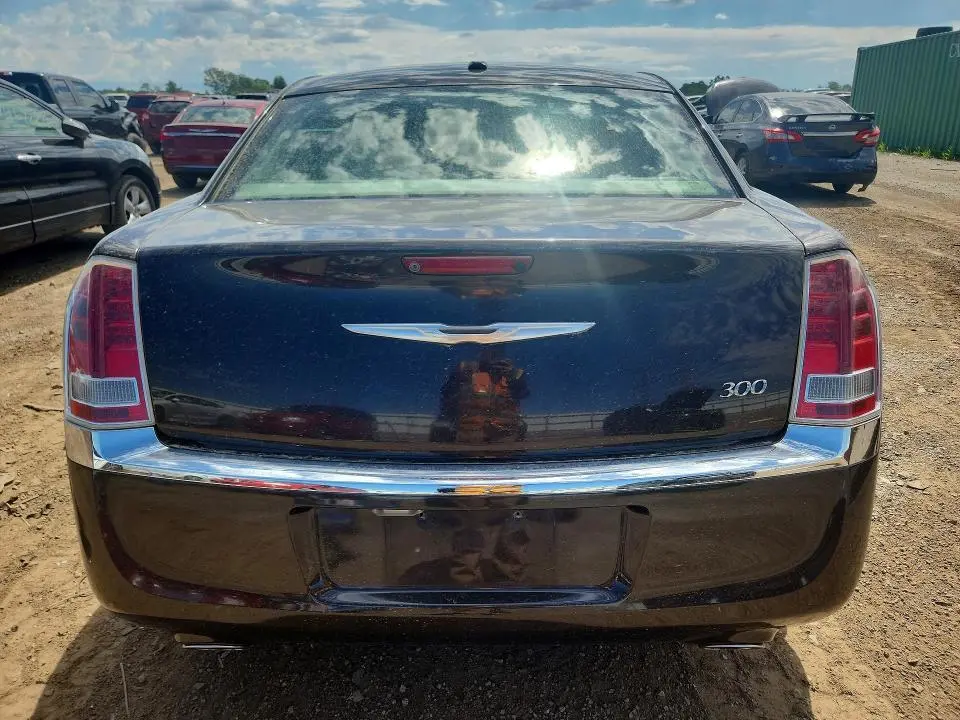 2012 CHRYSLER 300 LIMITED  