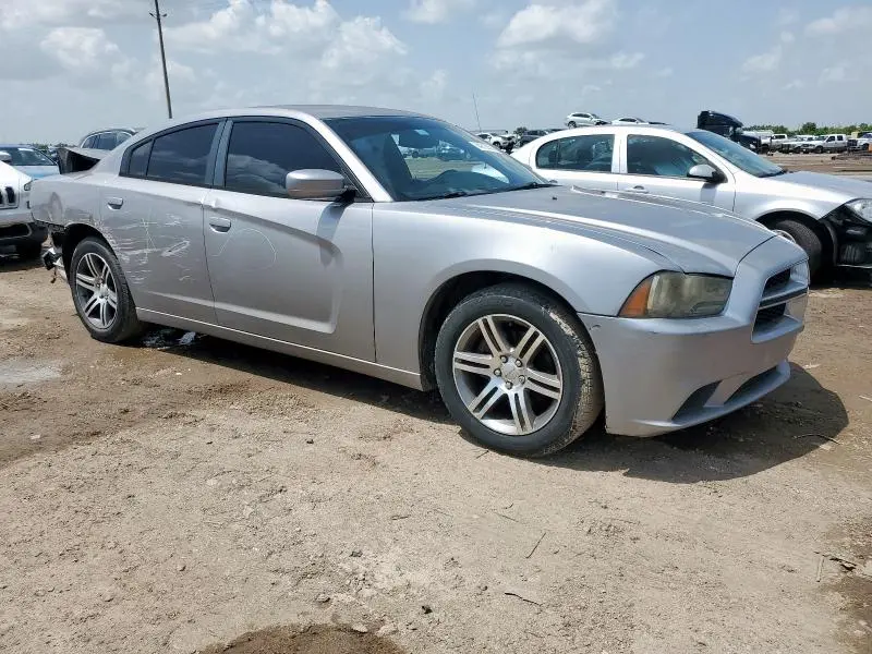 2014 DODGE CHARGER SE  
