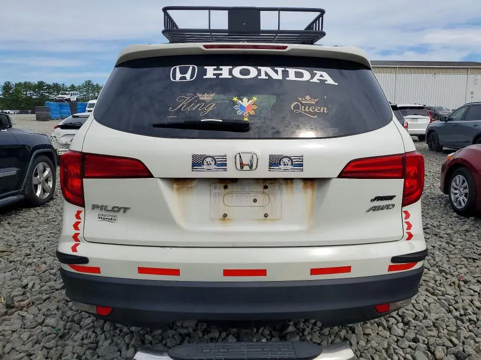 2017 HONDA PILOT EXL  
