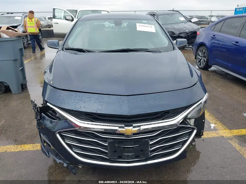 2022 CHEVROLET MALIBU FWD LT
