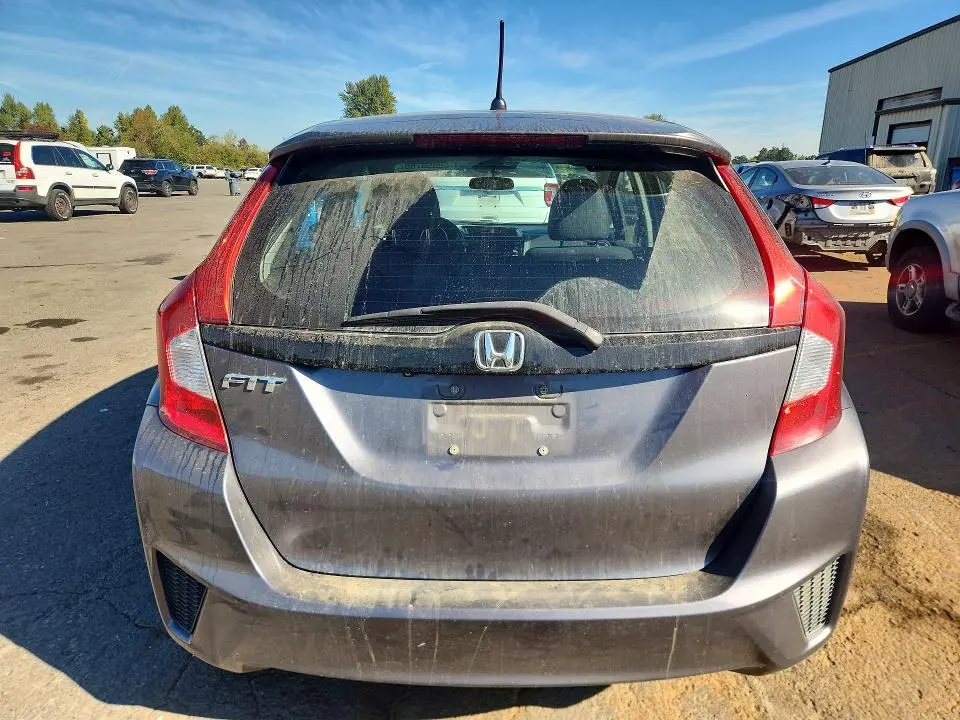 2015 HONDA FIT LX  