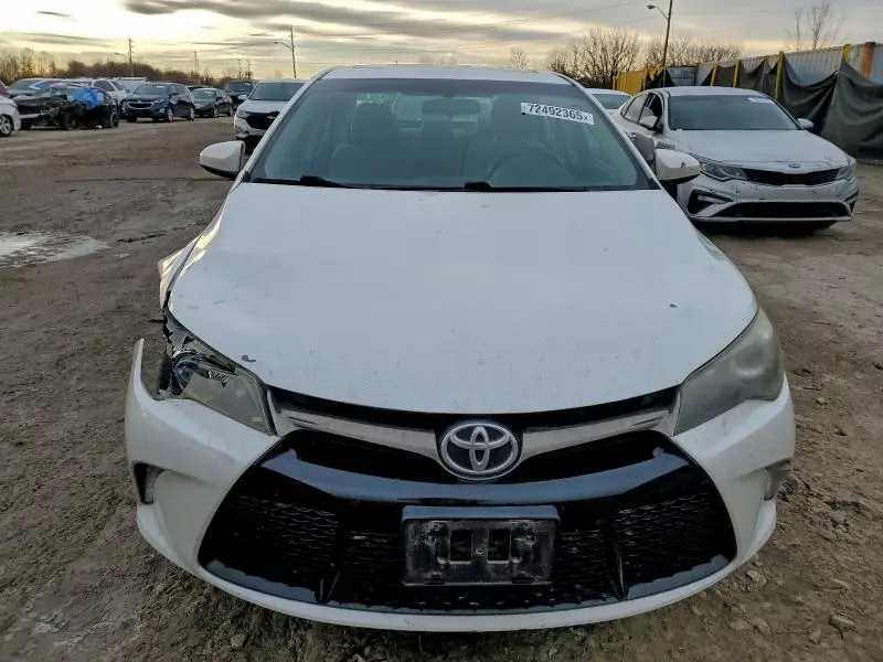 2016 TOYOTA CAMRY LE  