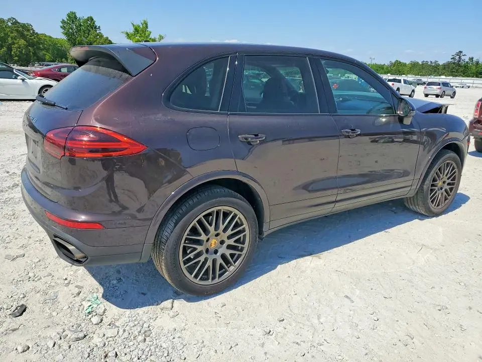 2018 PORSCHE CAYENNE   