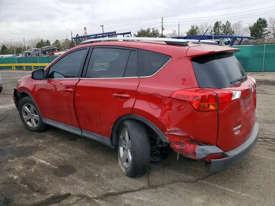 2015 TOYOTA RAV4 XLE  