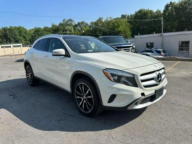 2015 MERCEDES-BENZ GLA 250 4MATIC  