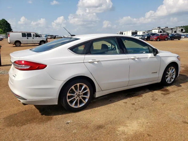 2017 FORD FUSION SE HYBRID  