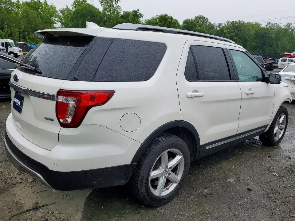2016 FORD EXPLORER XLT  