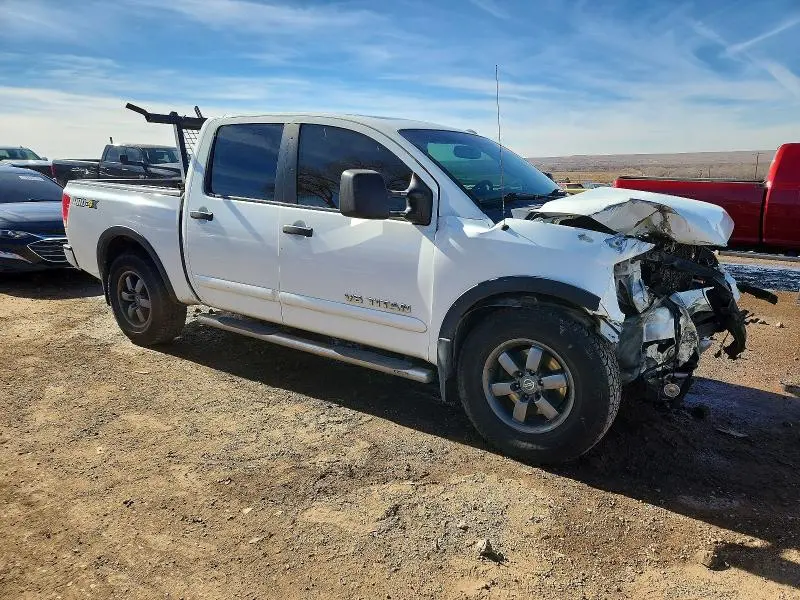 2014 NISSAN TITAN S  