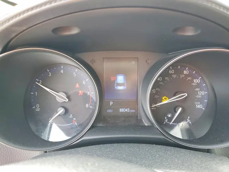 2019 TOYOTA C-HR LE  