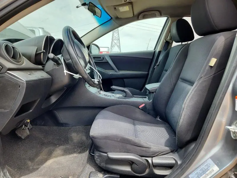 2011 MAZDA 3 I  