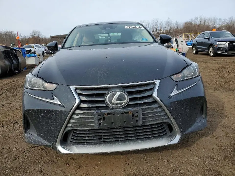 2018 LEXUS IS 300 BASE  
