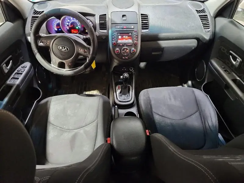 2013 KIA SOUL +  