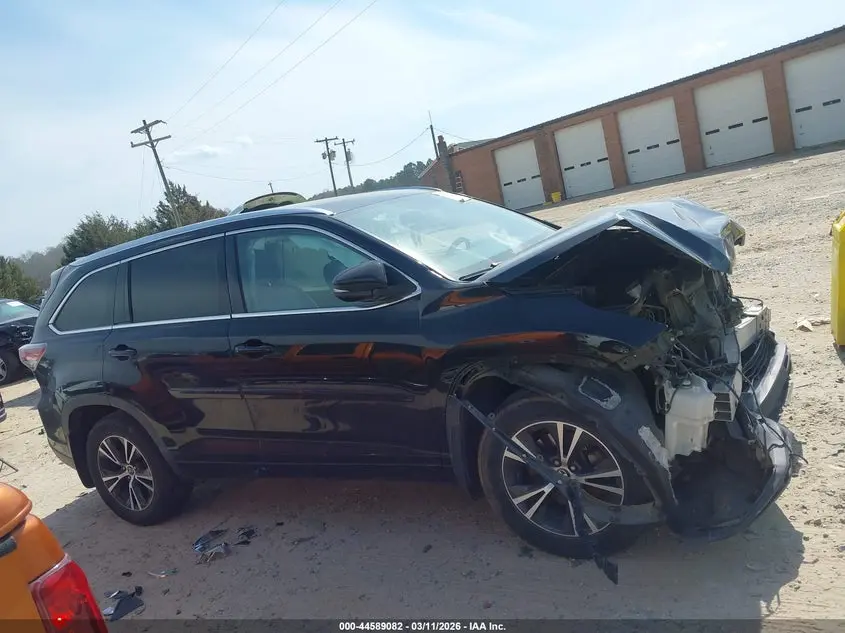 2016 TOYOTA HIGHLANDER XLE V6