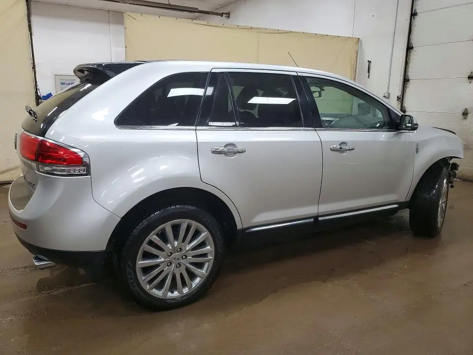2013 LINCOLN MKX   
