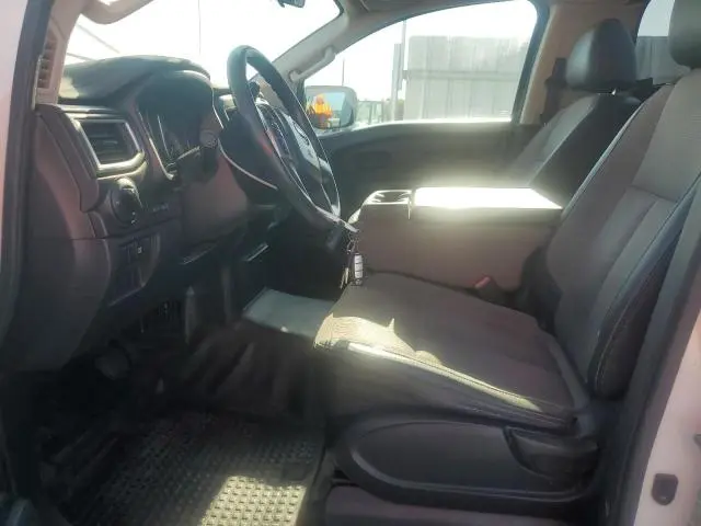 2019 NISSAN TITAN S  