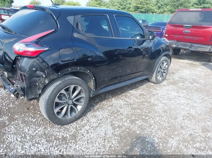 2017 NISSAN JUKE SV