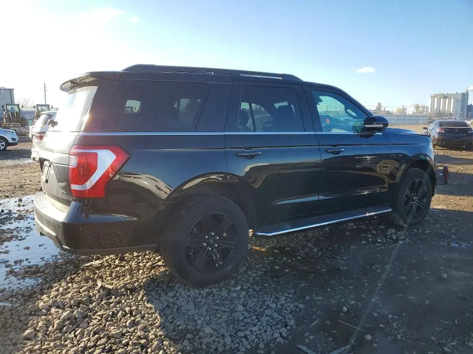 2021 FORD EXPEDITION XLT  