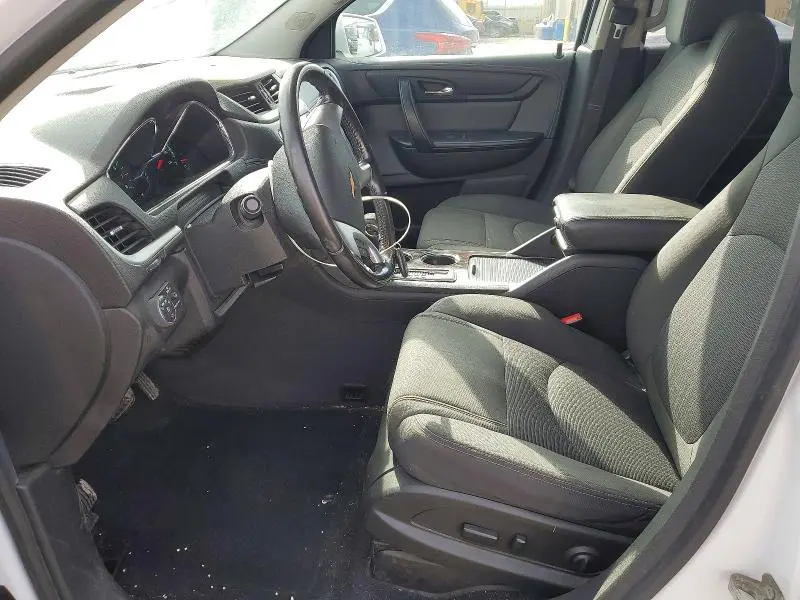 2017 CHEVROLET TRAVERSE LT  