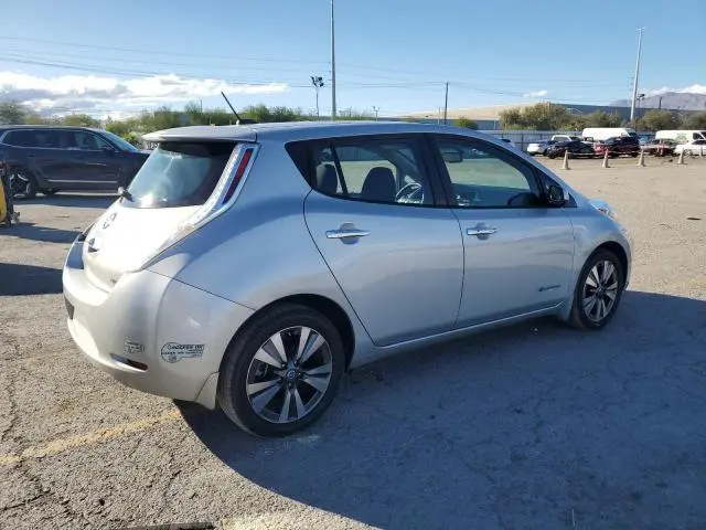 2016 NISSAN LEAF SV  