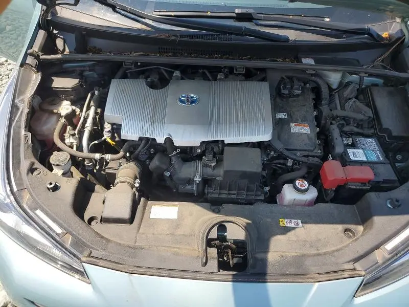 2021 TOYOTA PRIUS LE  