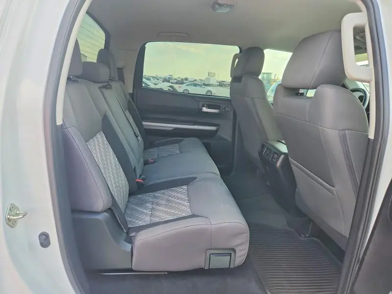 2021 TOYOTA TUNDRA SR5  