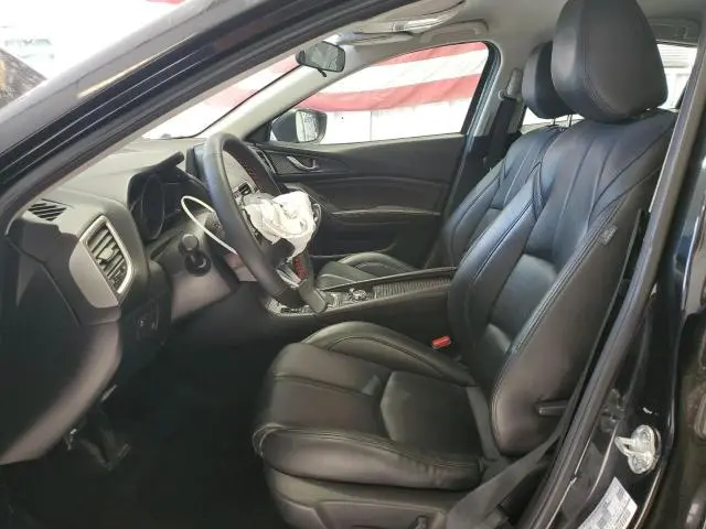 2018 MAZDA 3 TOURING  