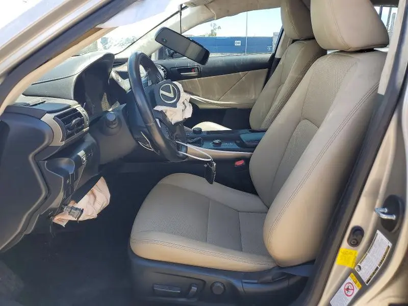 2019 LEXUS IS 300  