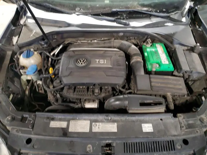 2014 VOLKSWAGEN PASSAT S  
