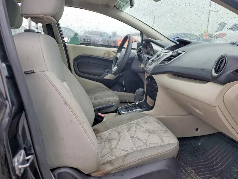 2013 FORD FIESTA SE  