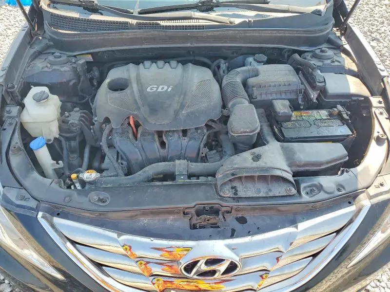 2013 HYUNDAI SONATA SE  