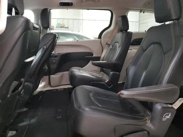 2017 CHRYSLER PACIFICA TOURING L PLUS  